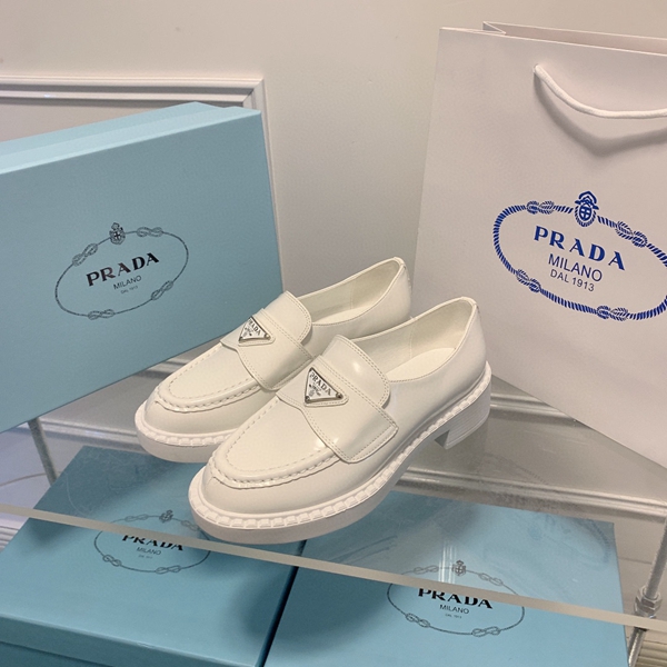 ブランド激安靴着用イメージ